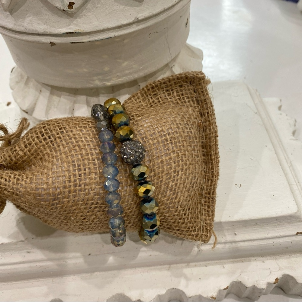 Elegant Beaded Bracelet Set in gift box NWOT